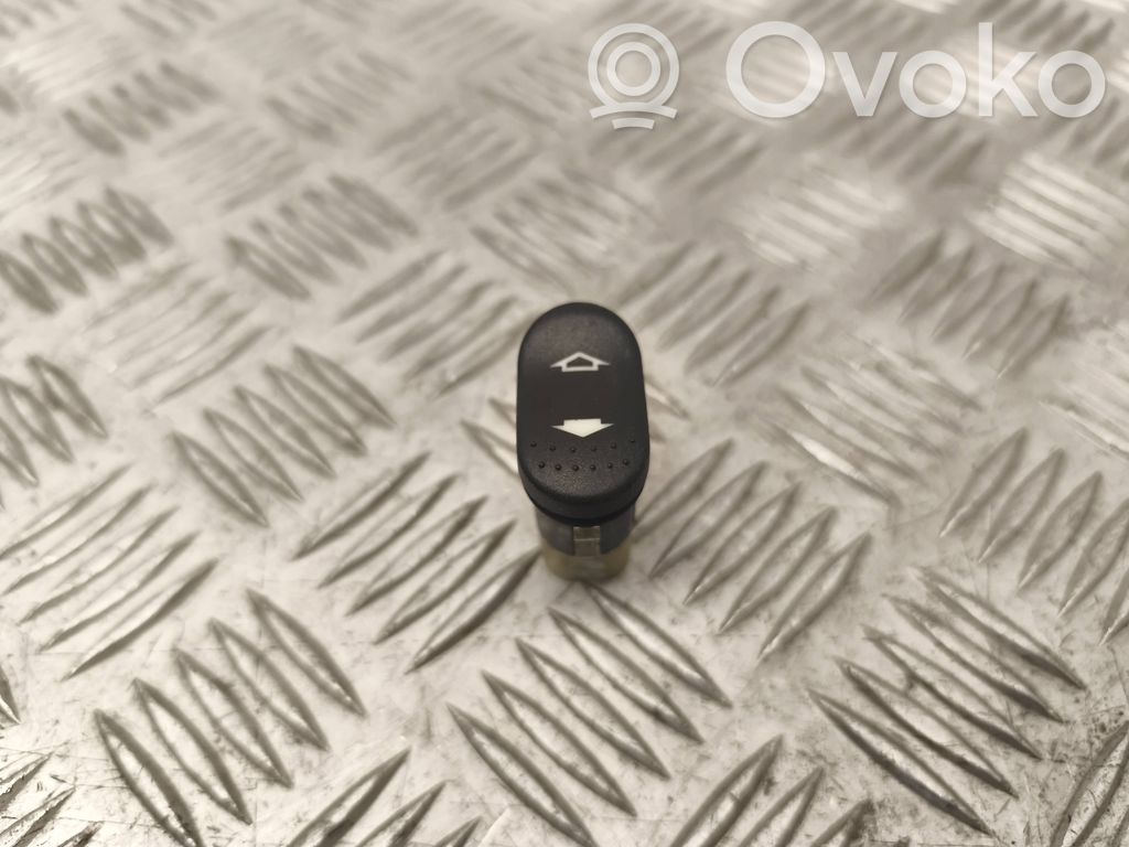Ford Focus Electric window control switch 