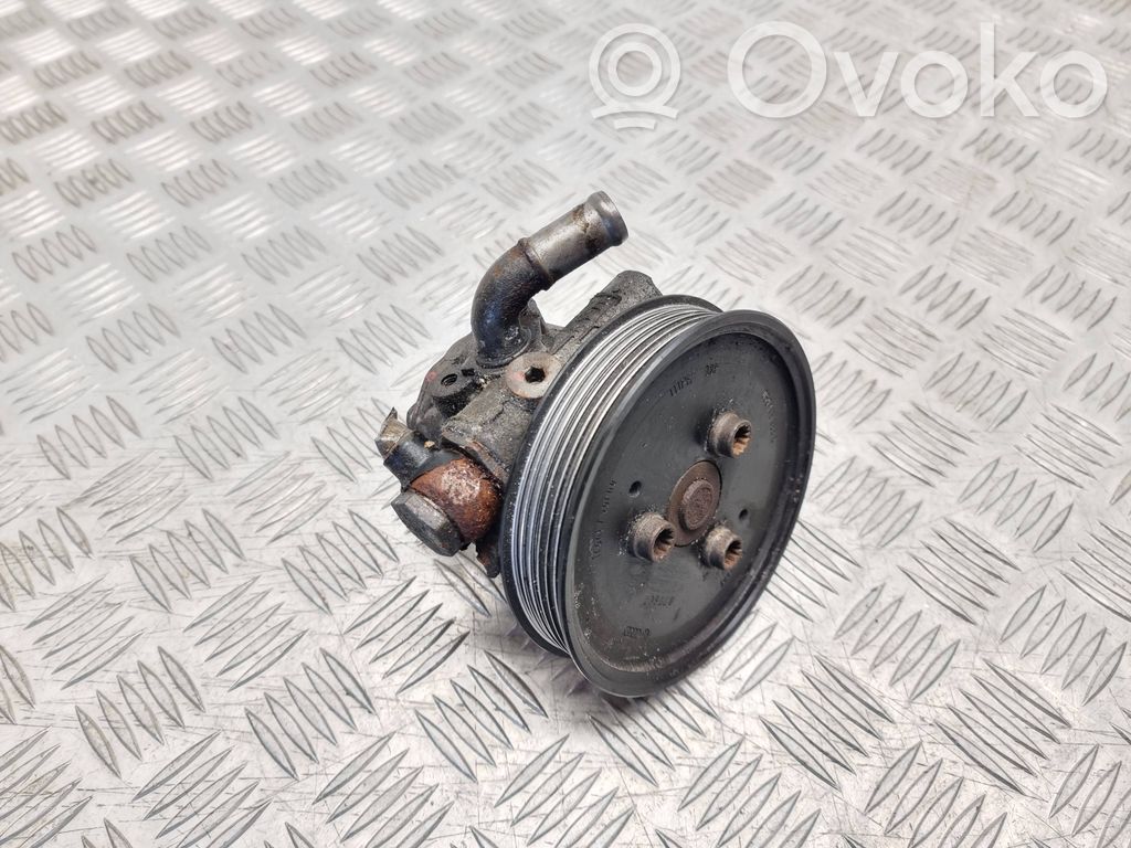 Ohjaustehostimen pumppu   3D0422154
