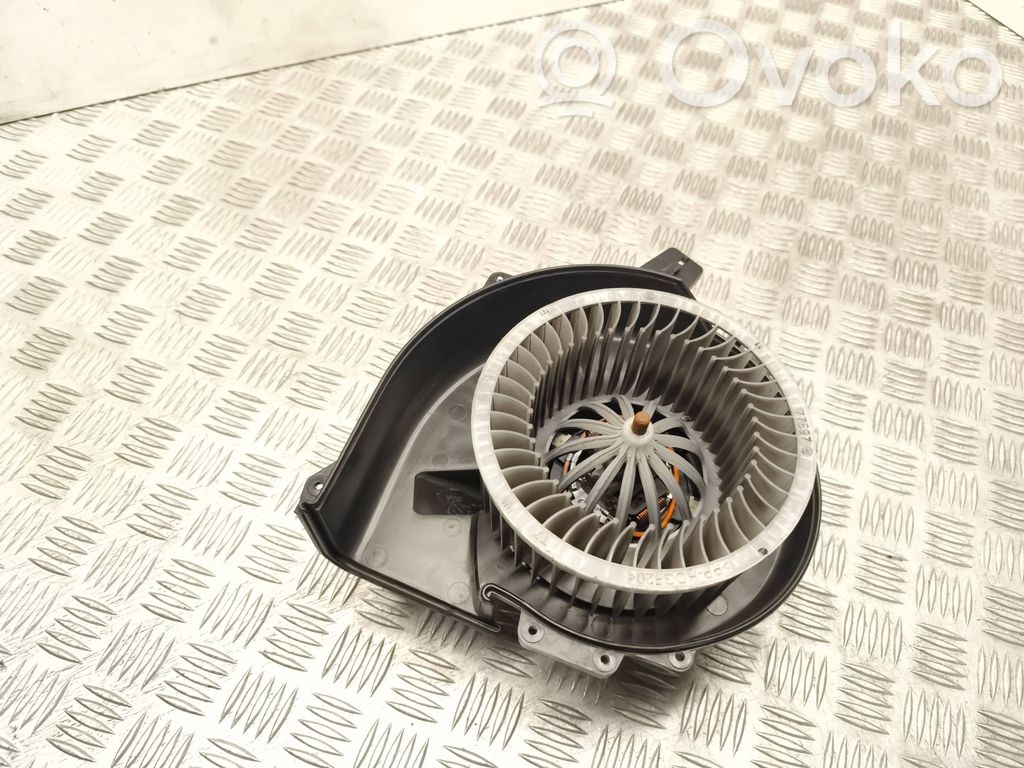 Skoda Fabia Mk3 (NJ) Mazā radiatora ventilators 