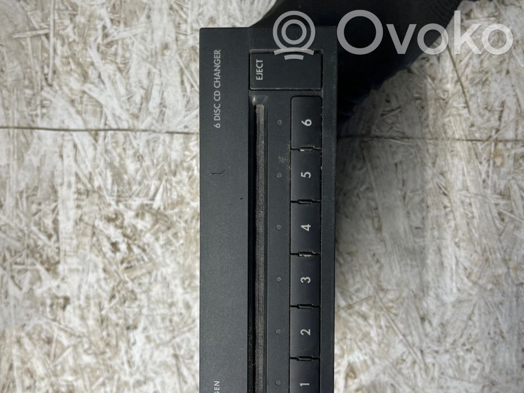 Volkswagen PASSAT B5.5 Navigation unit CD/DVD player 