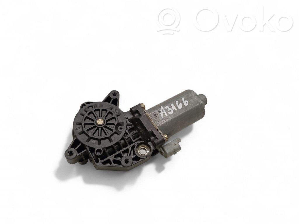 Peugeot Partner Moteur de lève-vitre de porte avant 