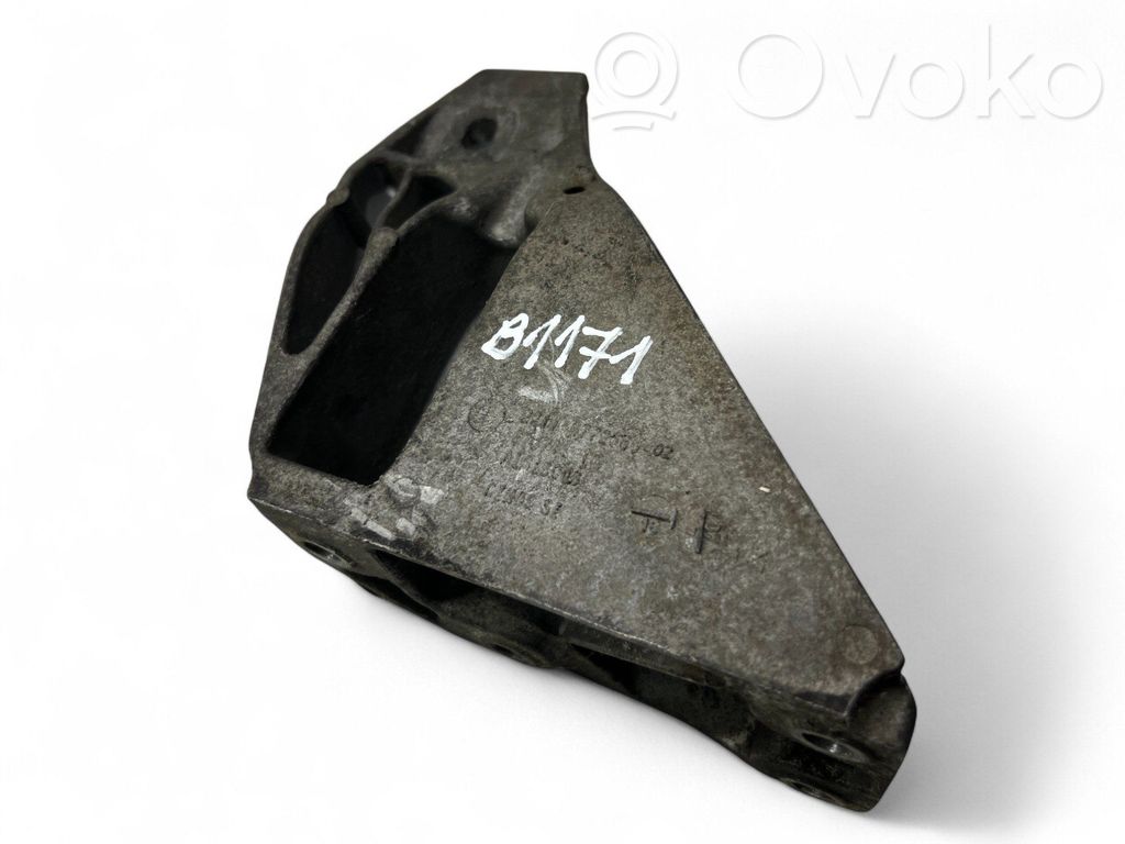 BMW X5 E70 Engine mount bracket 