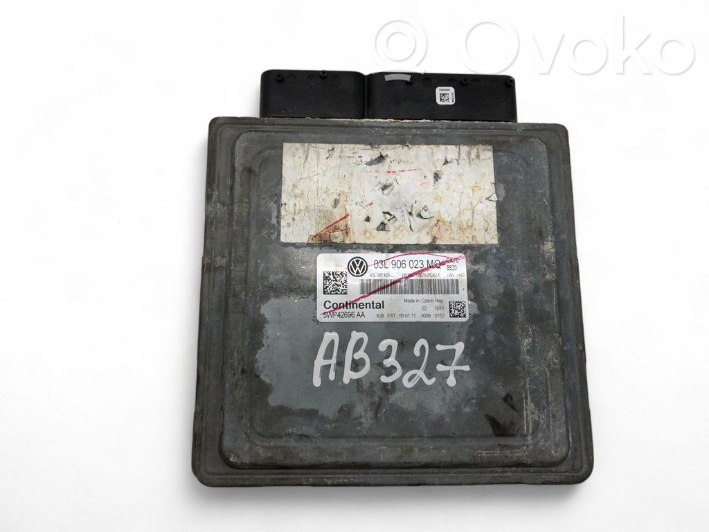 Volkswagen Golf VI Engine control unit/module 