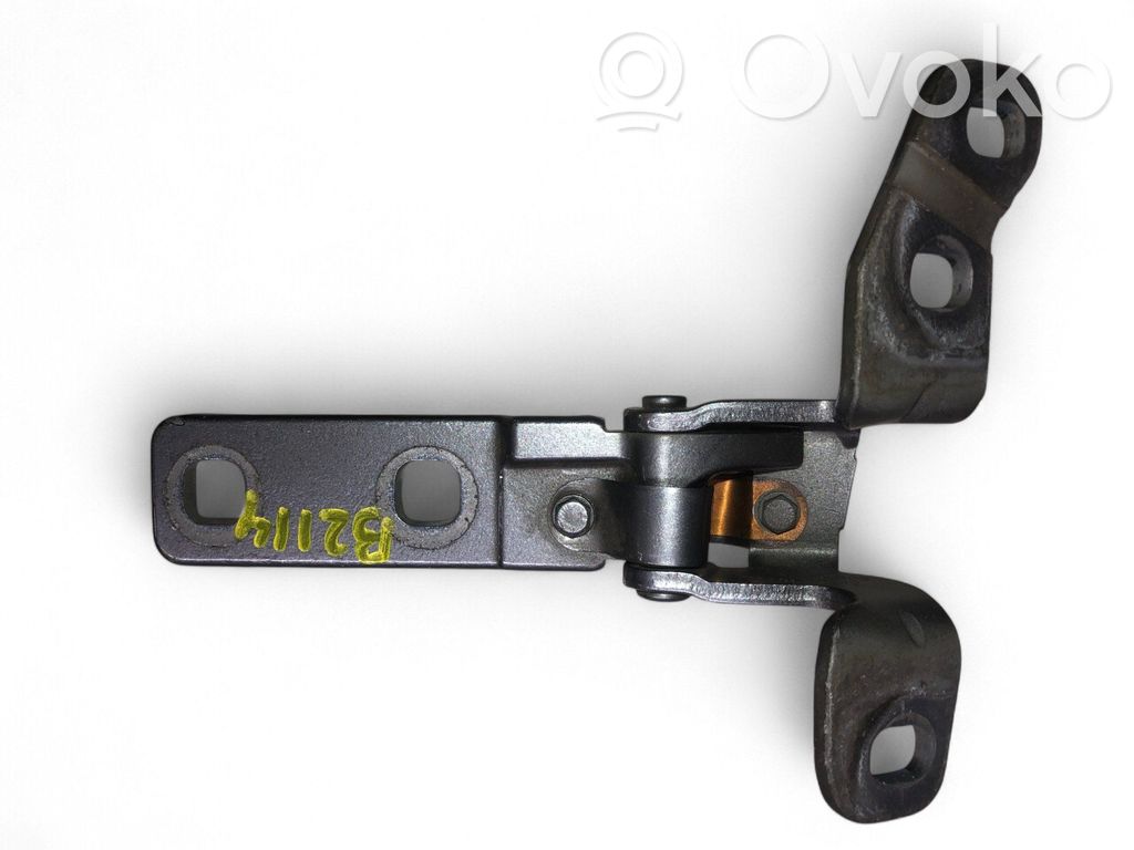 Tailgate/trunk/boot hinge   7149627