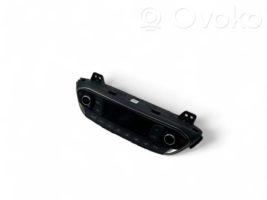 Hyundai i30 Przełącznik / Włącznik nawiewu dmuchawy 