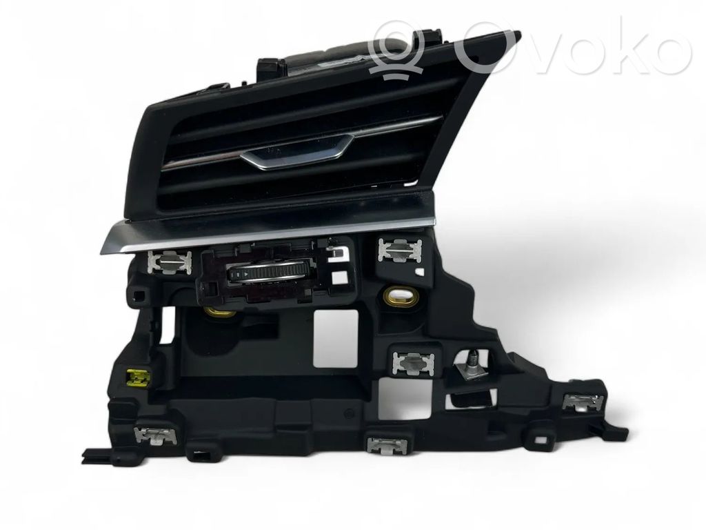 Audi Q8 Ramă grilă ventilație bord 