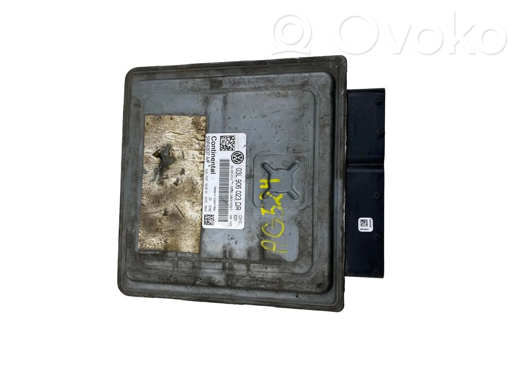 Volkswagen Golf VI Engine control unit/module 