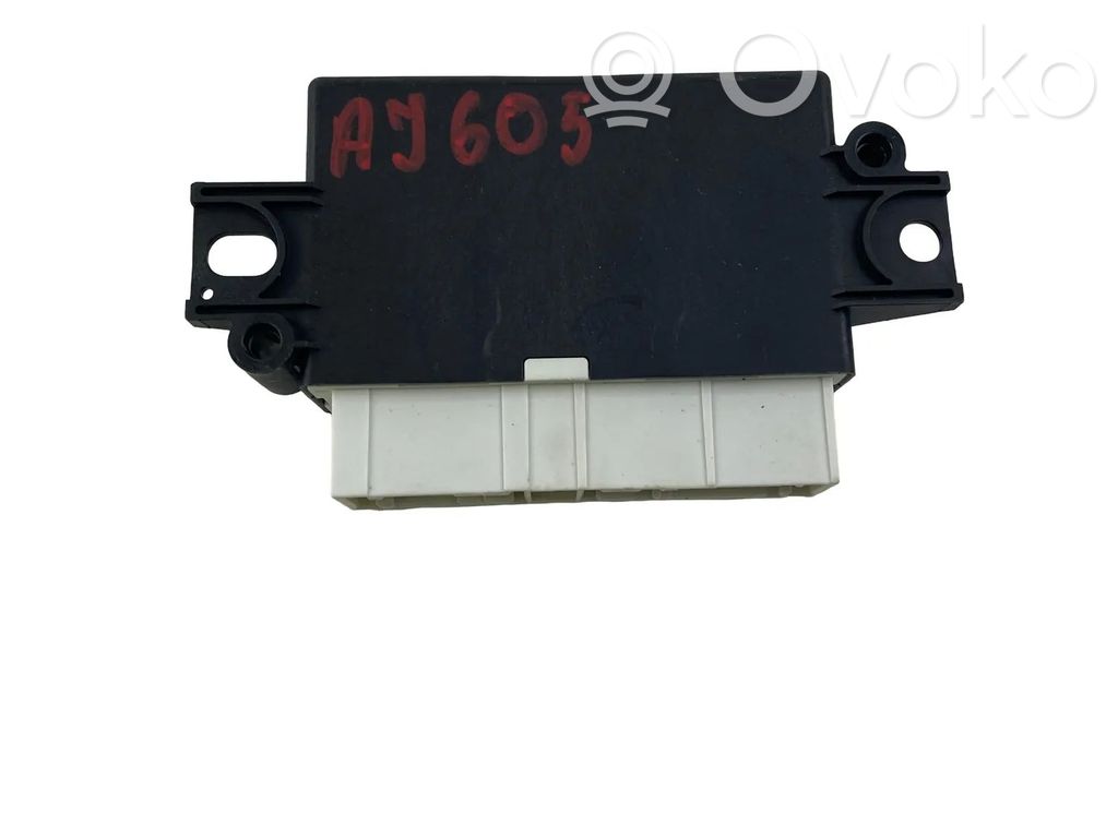 Skoda Fabia Mk4 (6VA) Unidad de control/módulo PDC de aparcamiento 