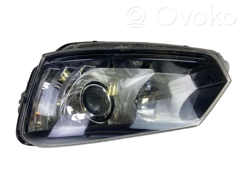 Skoda Yeti (5L) Lampa przednia 
