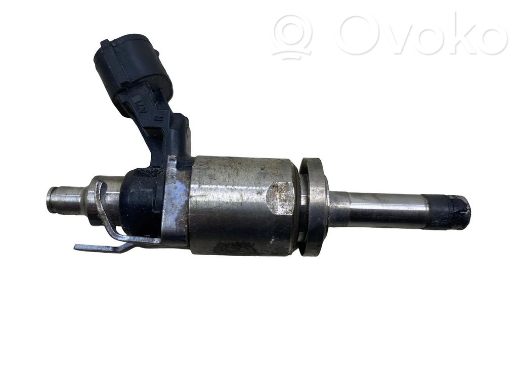 Nissan Qashqai Wtryskiwacz paliwa 