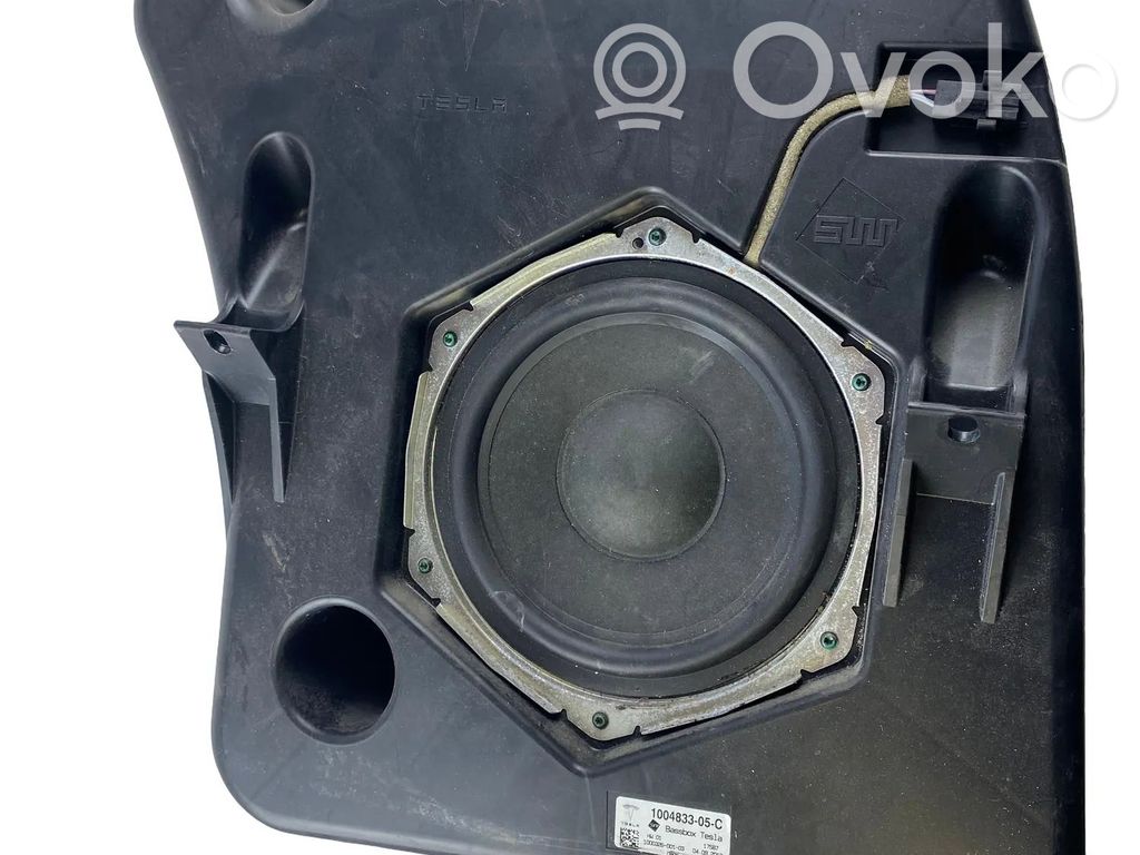 Tesla Model S Altavoz subwoofer 
