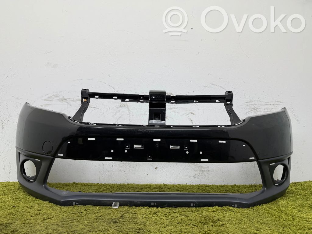Renault Sandero II Parachoques delantero 