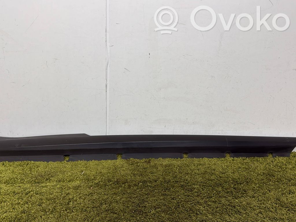 Audi A1 Slenkstis 