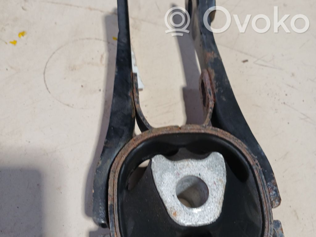 Toyota Prius (XW50) Engine mounting bracket 