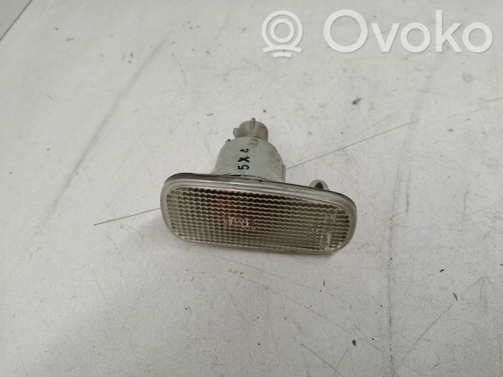 Toyota RAV 4 (XA40) Seitenblinker 