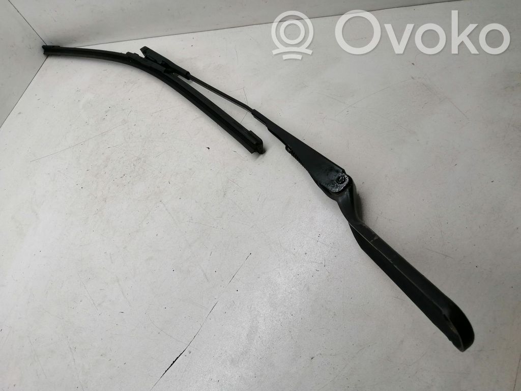 BMW 1 E81 E87 Wischerarm vorne 