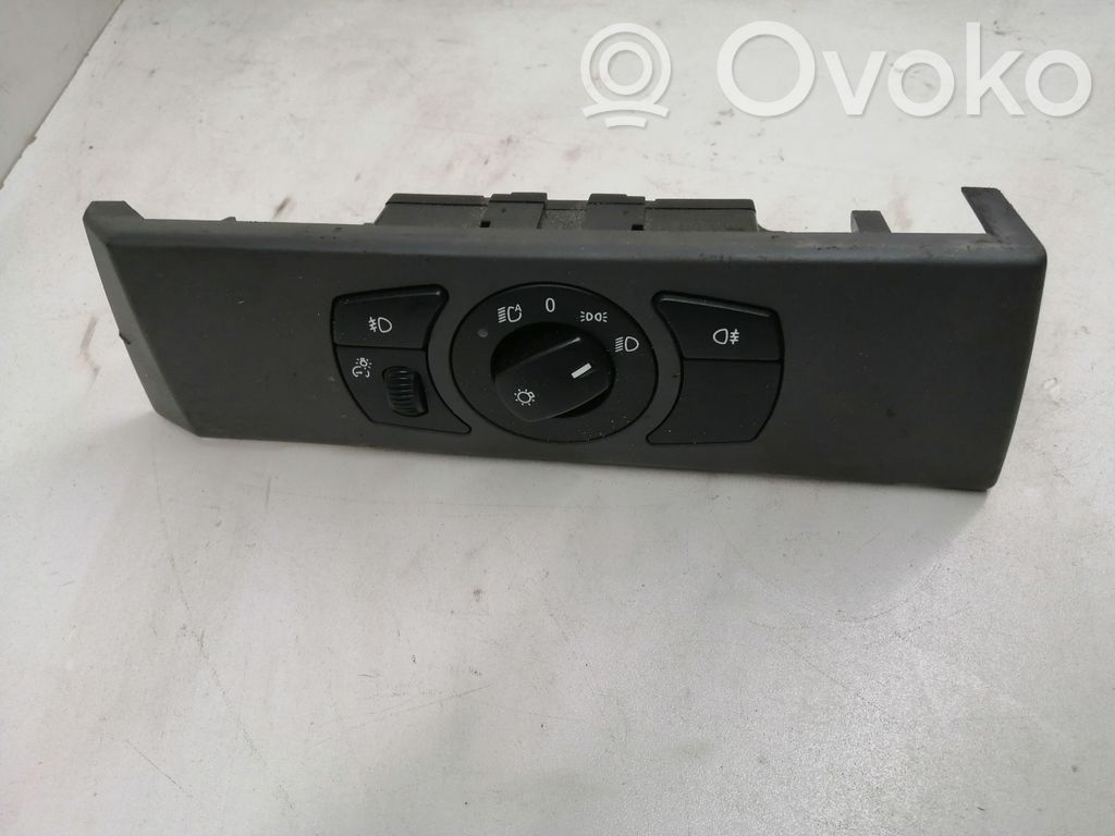 BMW 5 E60 E61 Lukturu slēdzis 