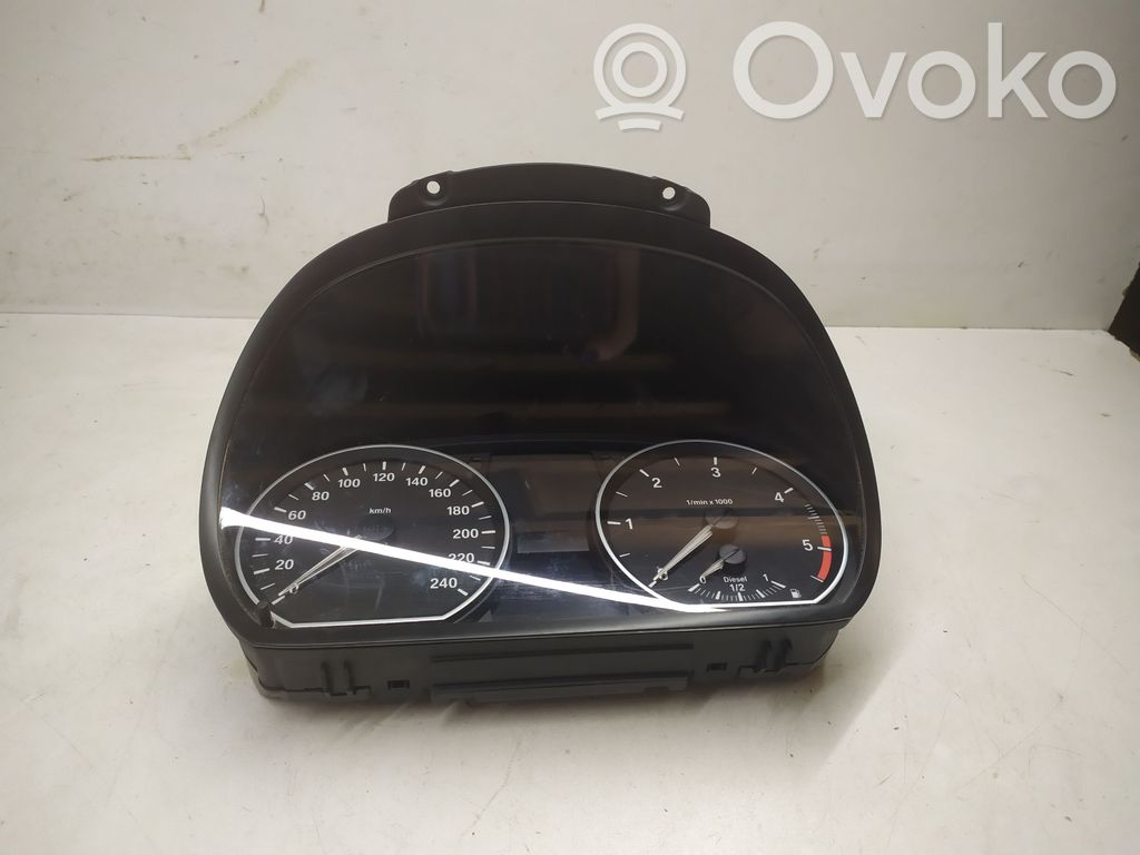 BMW 1 E81 E87 Spidometrs (instrumentu panelī) 