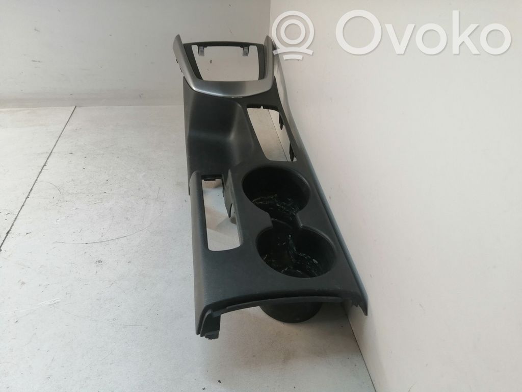 Mazda CX-3 Center console 