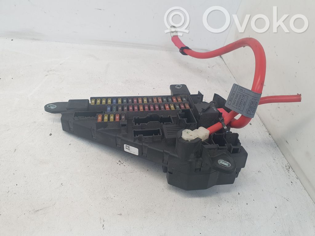 Sulakemoduuli   913883001,518956057