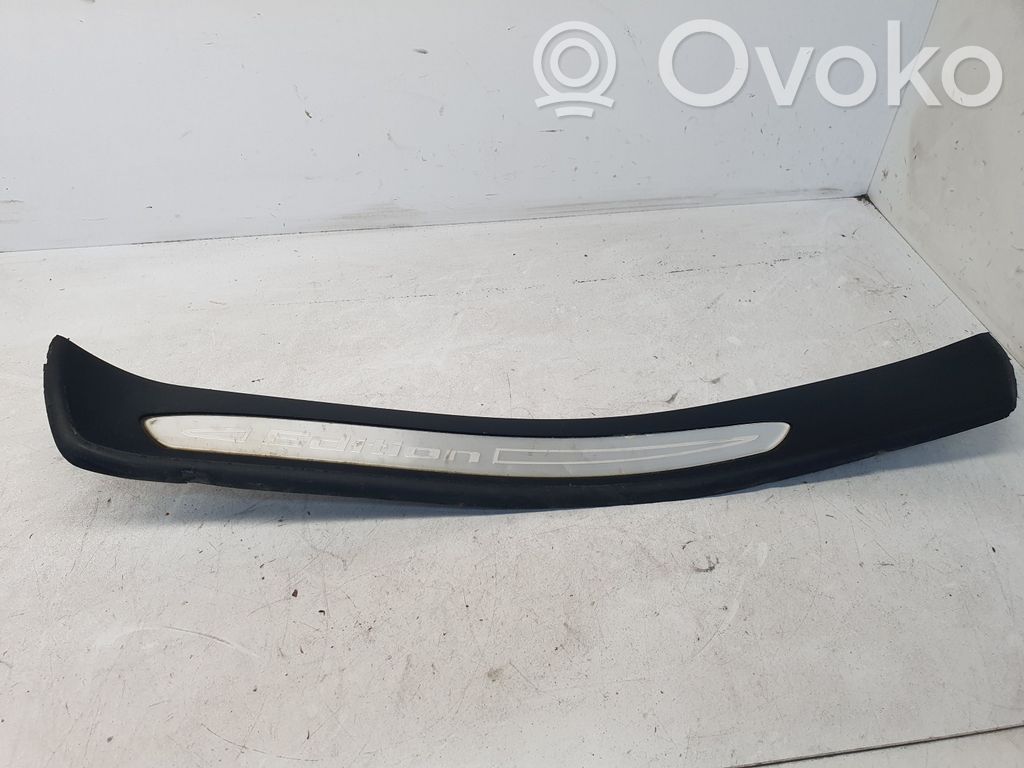 BMW 5 E60 E61 Listwa progowa tylna 