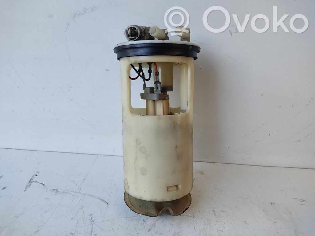 Peugeot 106 Bomba interna de combustible 