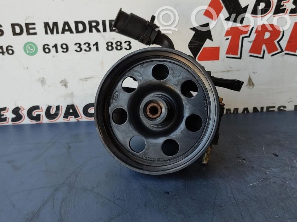 Bomba de dirección hidráulica