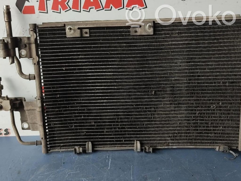 Opel Zafira B Skraplacz / Chłodnica klimatyzacji 