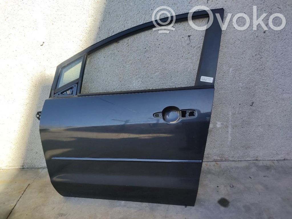 Дверь   C2Y55902XE