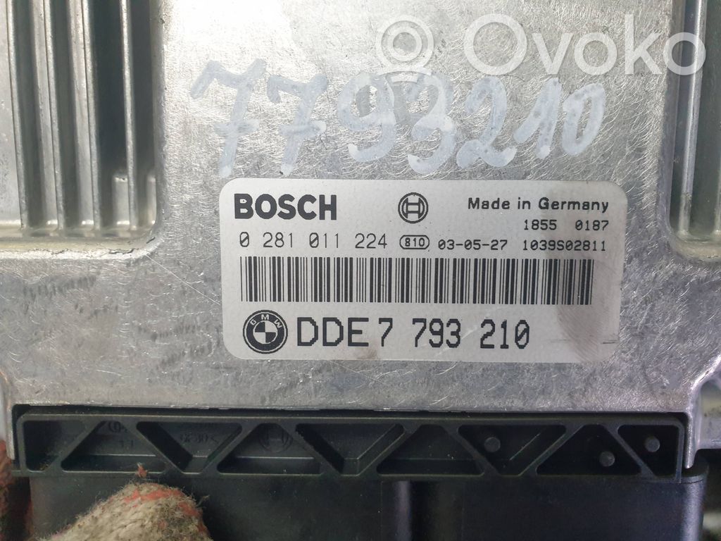 BMW 5 E60 E61 Engine control unit/module 