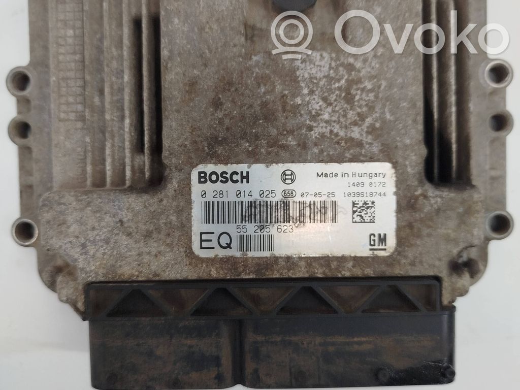 Opel Astra H Engine control unit/module 