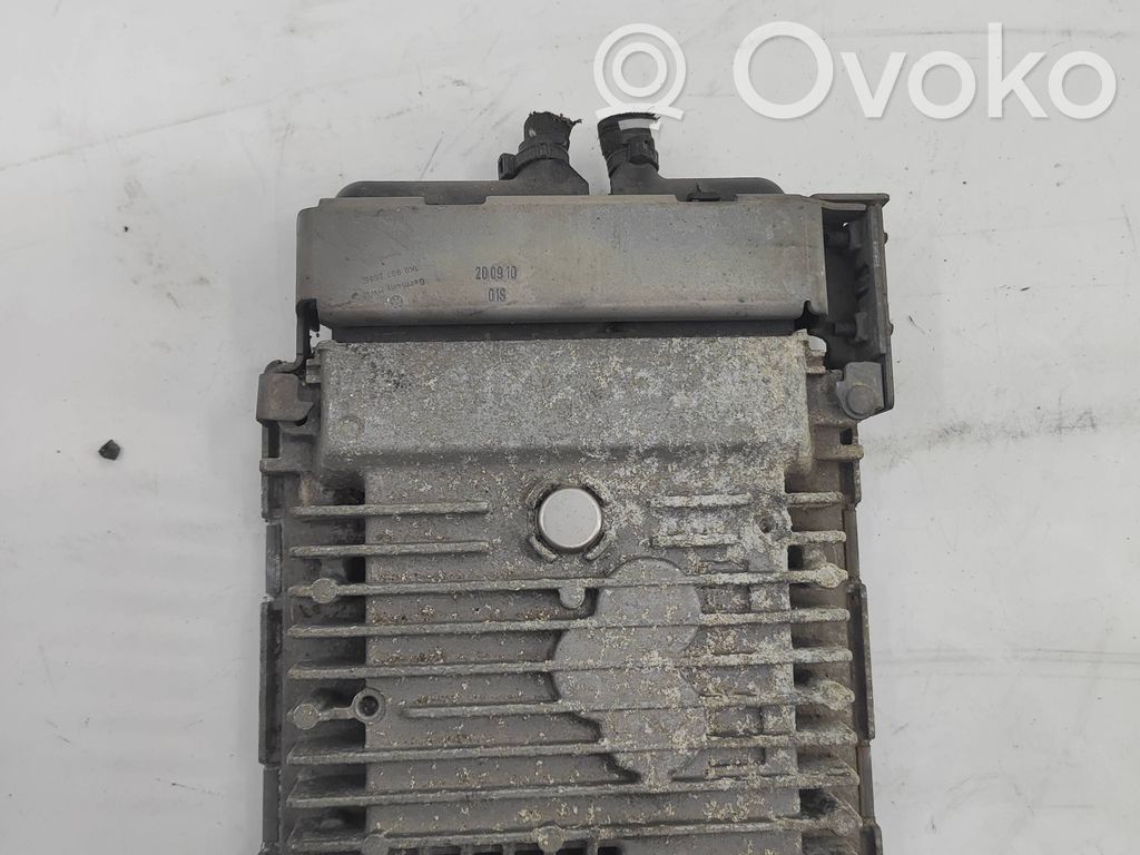 Volkswagen Golf VI Engine control unit/module 