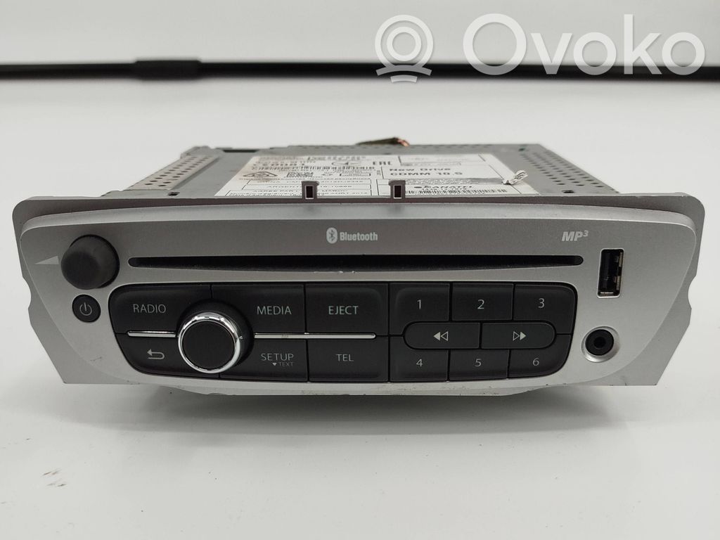 Panel / Radioodtwarzacz CD/DVD/GPS   10R0411174,1439127979,2012DJ2345,2031N0128
