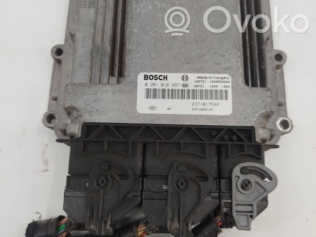 Opel Vivaro Engine control unit/module 