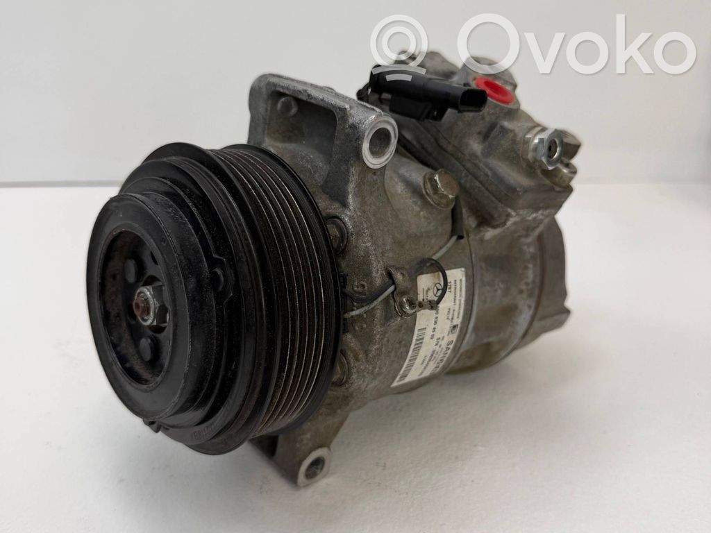 Kompresor / Sprężarka klimatyzacji A/C   A0008303002,A0008304002