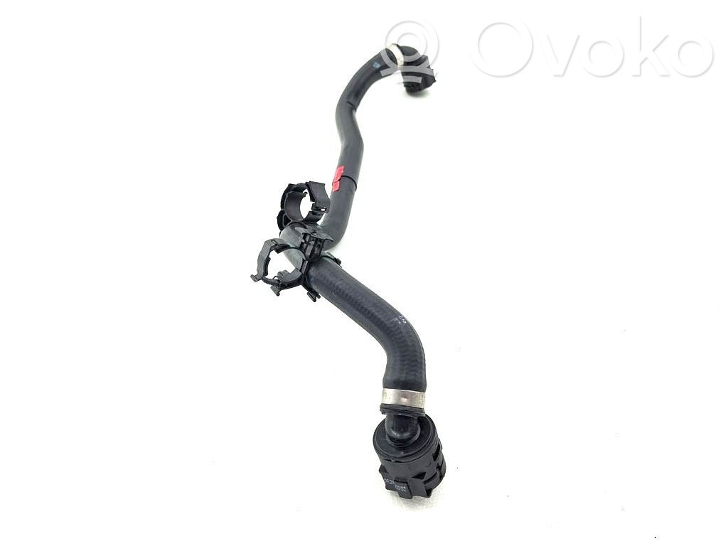 BMW i4 Engine coolant pipe/hose 