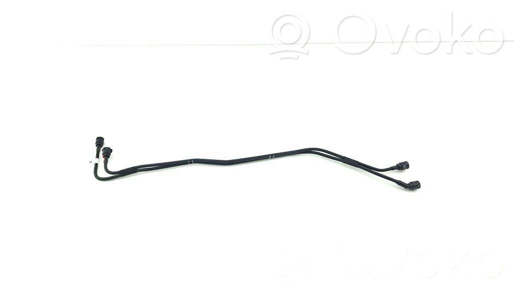 BMW i4 Engine coolant pipe/hose 