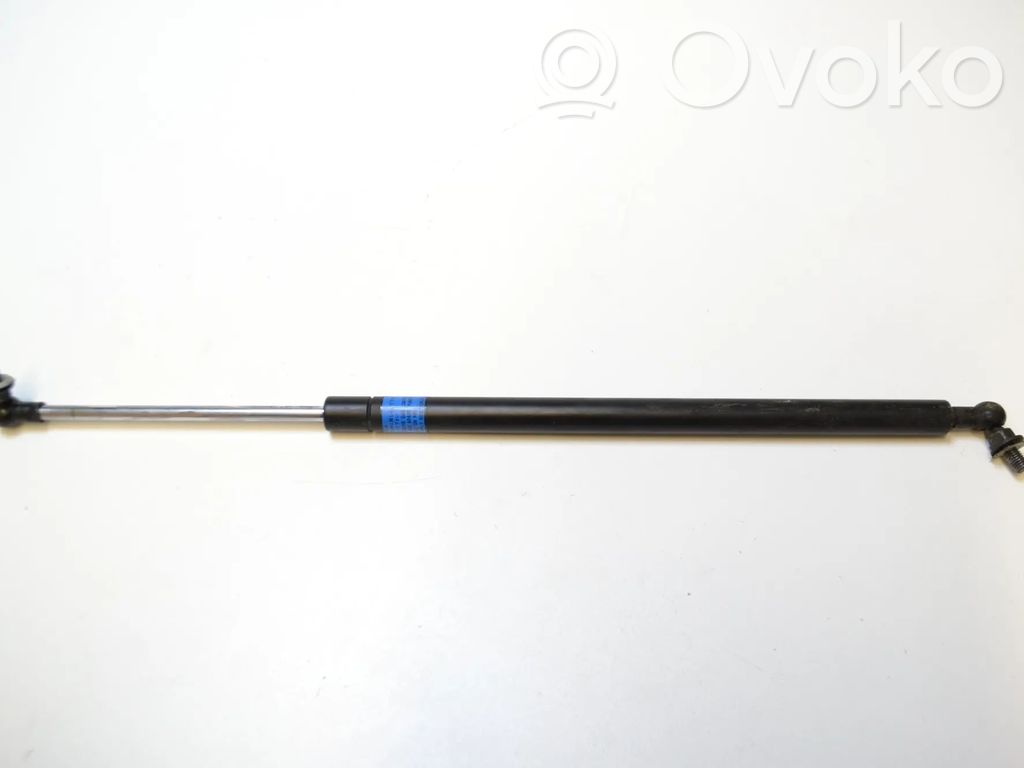 Konepellin kaasujousi