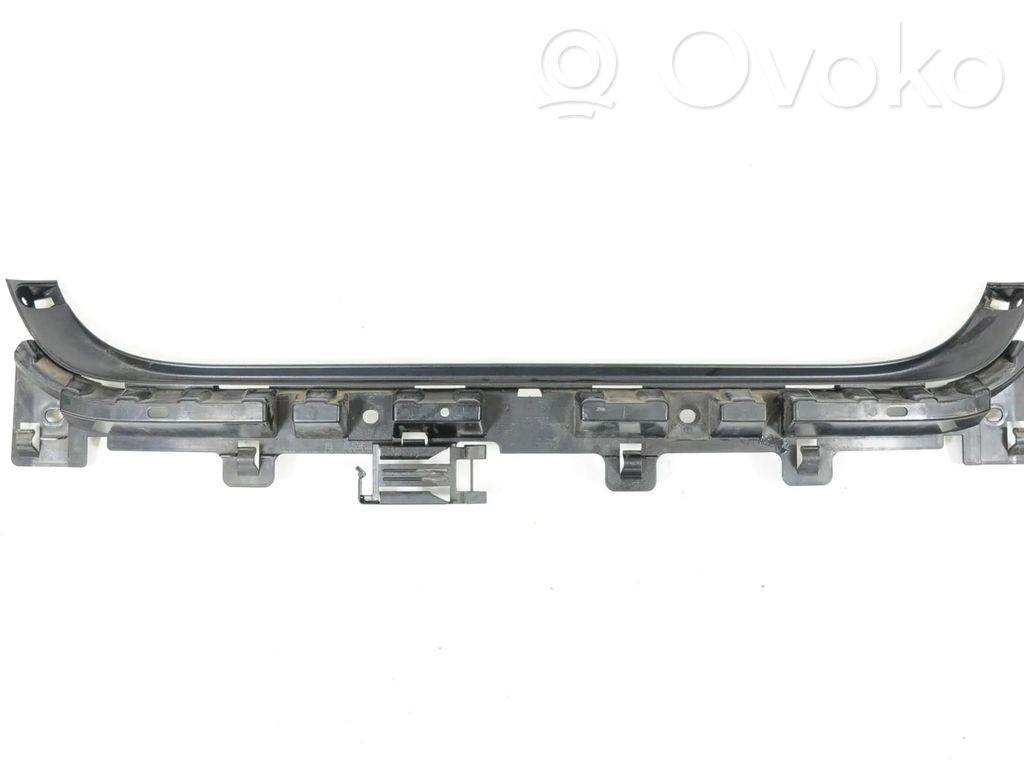 Rear bumper mounting bracket   7058522