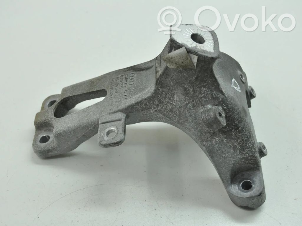 Audi Q5 SQ5 8R Engine mounting bracket 