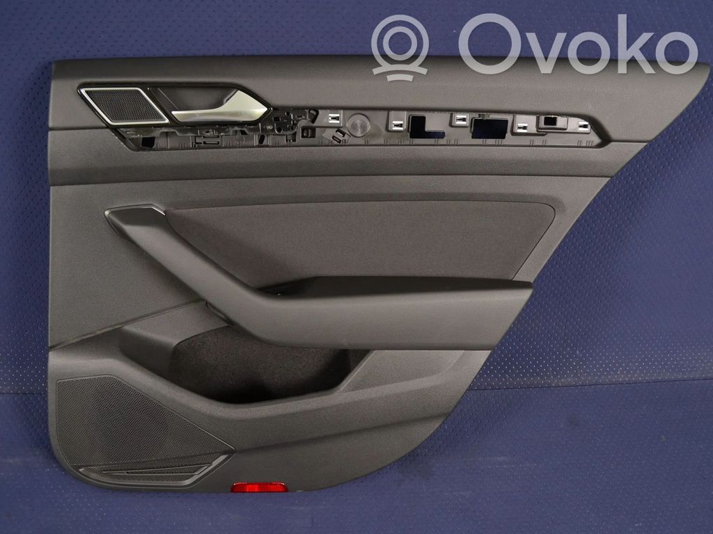 Volkswagen PASSAT B8 Boczki / Poszycie drzwi tylnych 