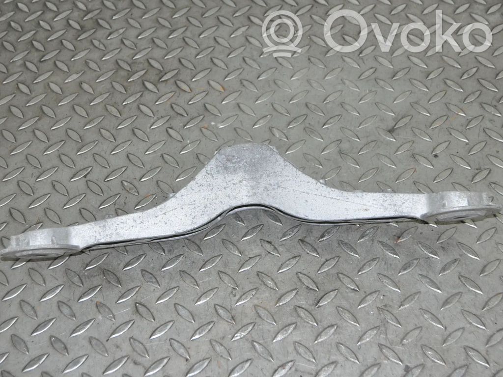 Rear differential/diff mount bracket