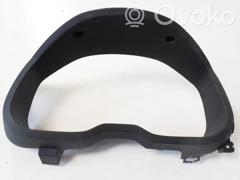 Subaru Outback Dashboard trim 