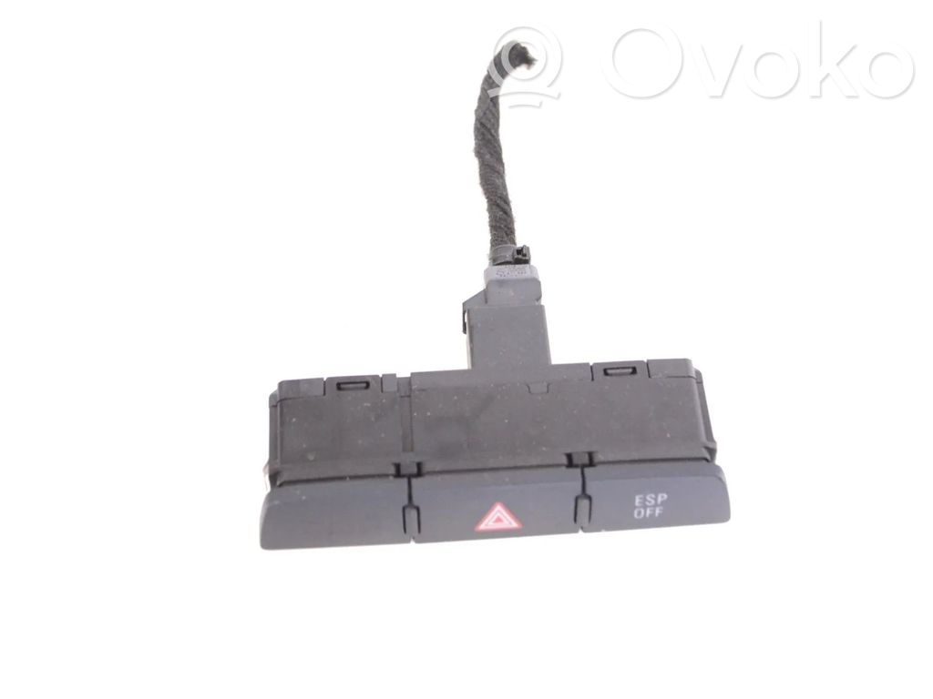Audi Q7 4L Botón interruptor de luz de peligro 
