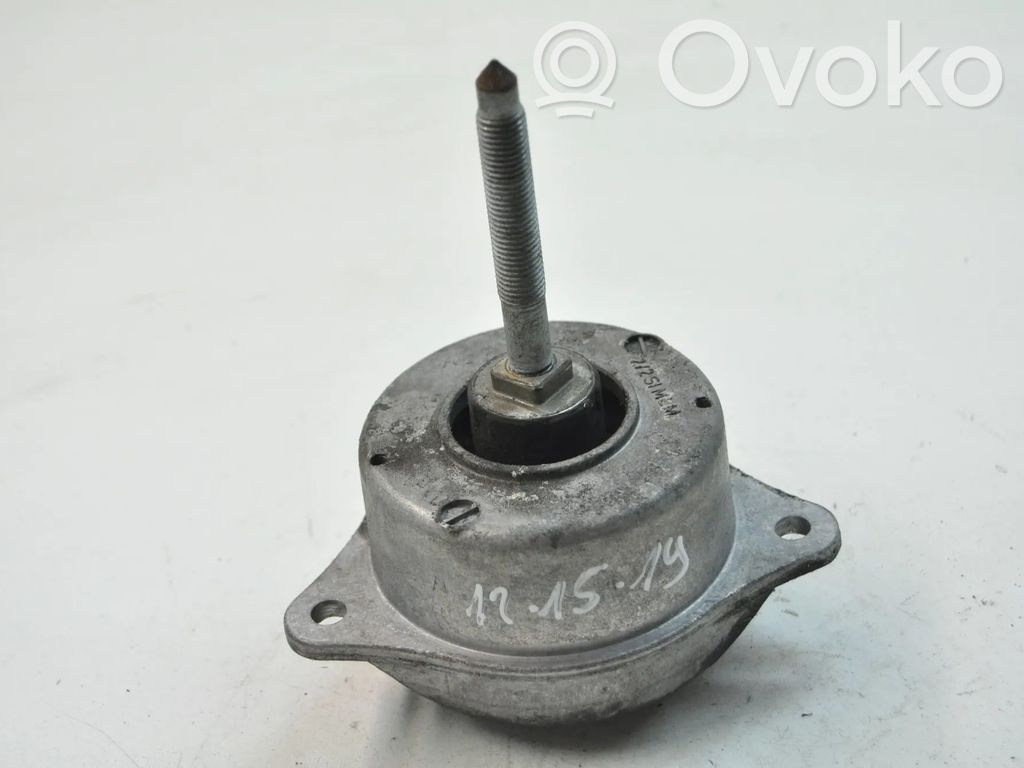 Porsche 997 Engine mount bracket 
