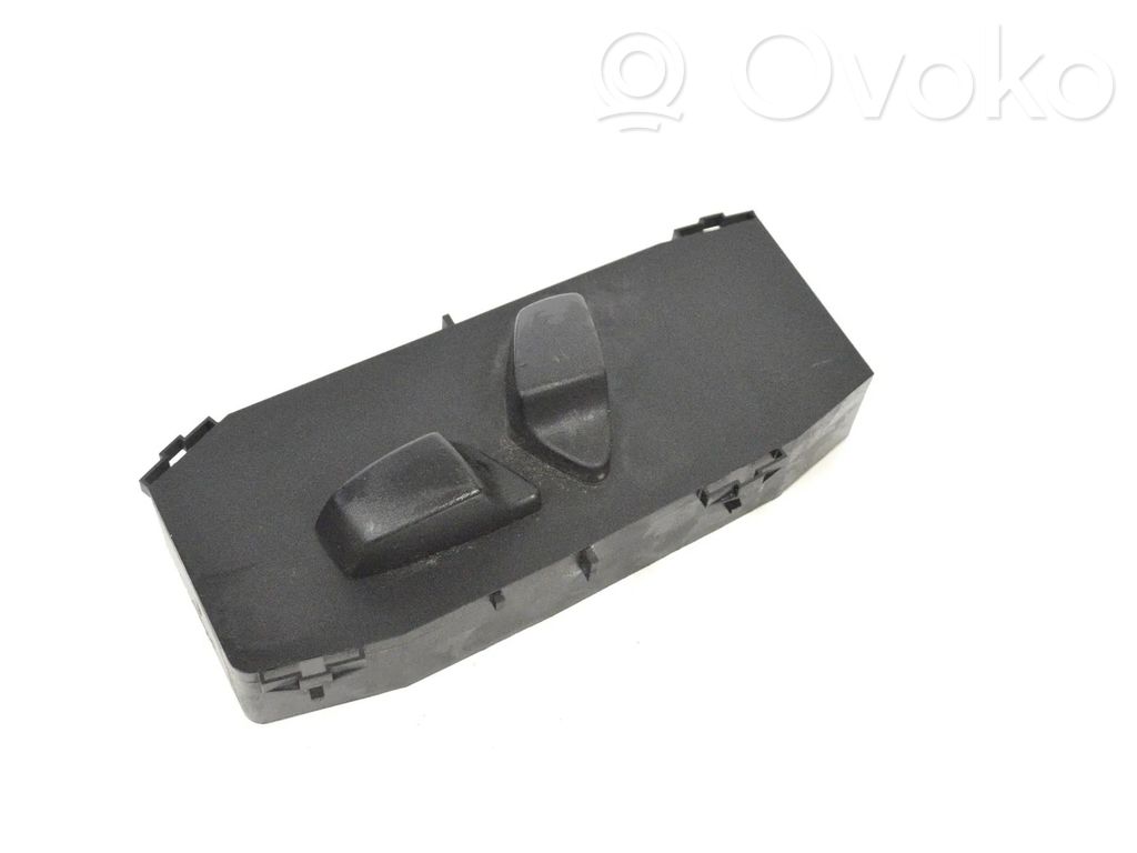 Seat control switch   6936981,61316936981