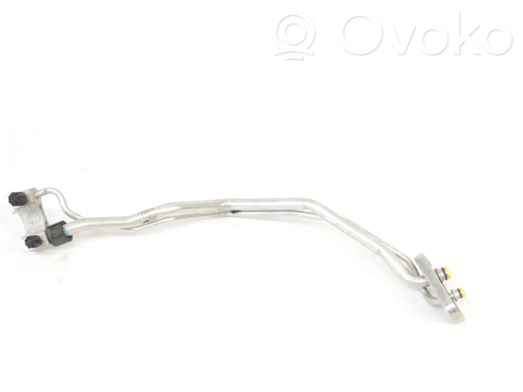 BMW X5 E70 Ilmastointilaitteen putki (A/C) 