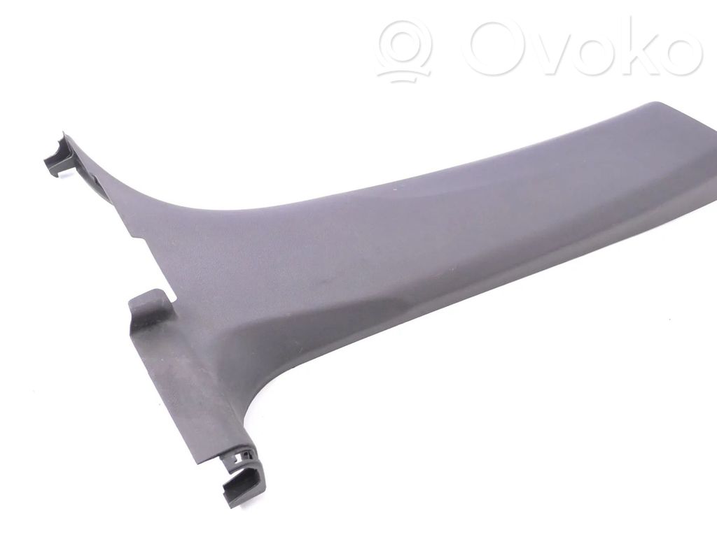 Chevrolet Trax (B) pillar trim (top) 
