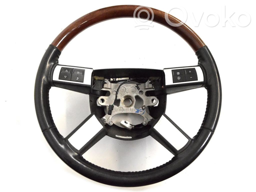Chrysler 300 - 300C Ohjauspyörä 