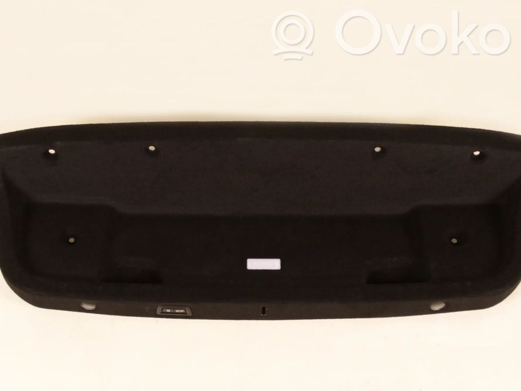 BMW 8 G14 Rivestimento portellone 